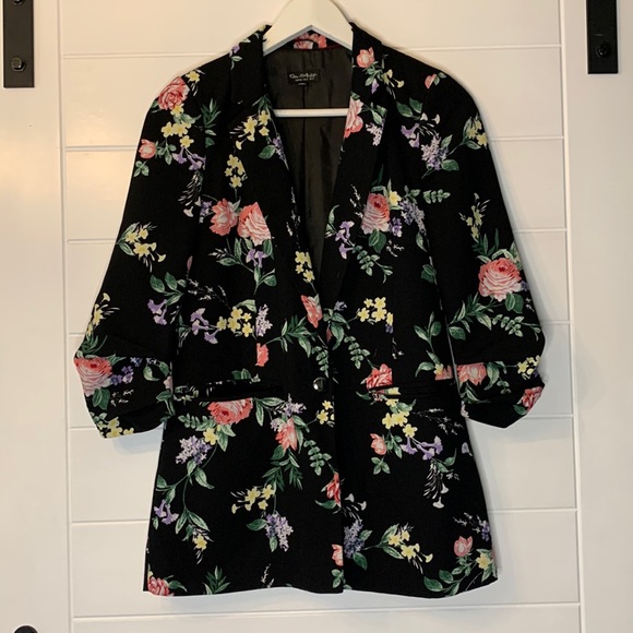 Miss Selfridge Floral Print Ruched Sleeve Blazer - Picture 1 of 7